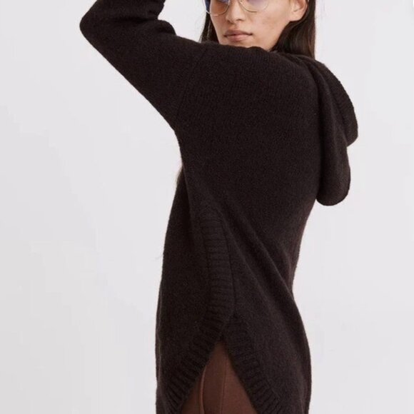 Madewell Oversized Hoodie Sweater in Heather Raisin. Size Medium. Like New. - Picture 1 of 7